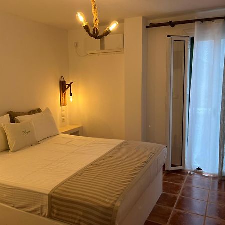 Astrio Suites Livadi (Serifos) Exterior foto